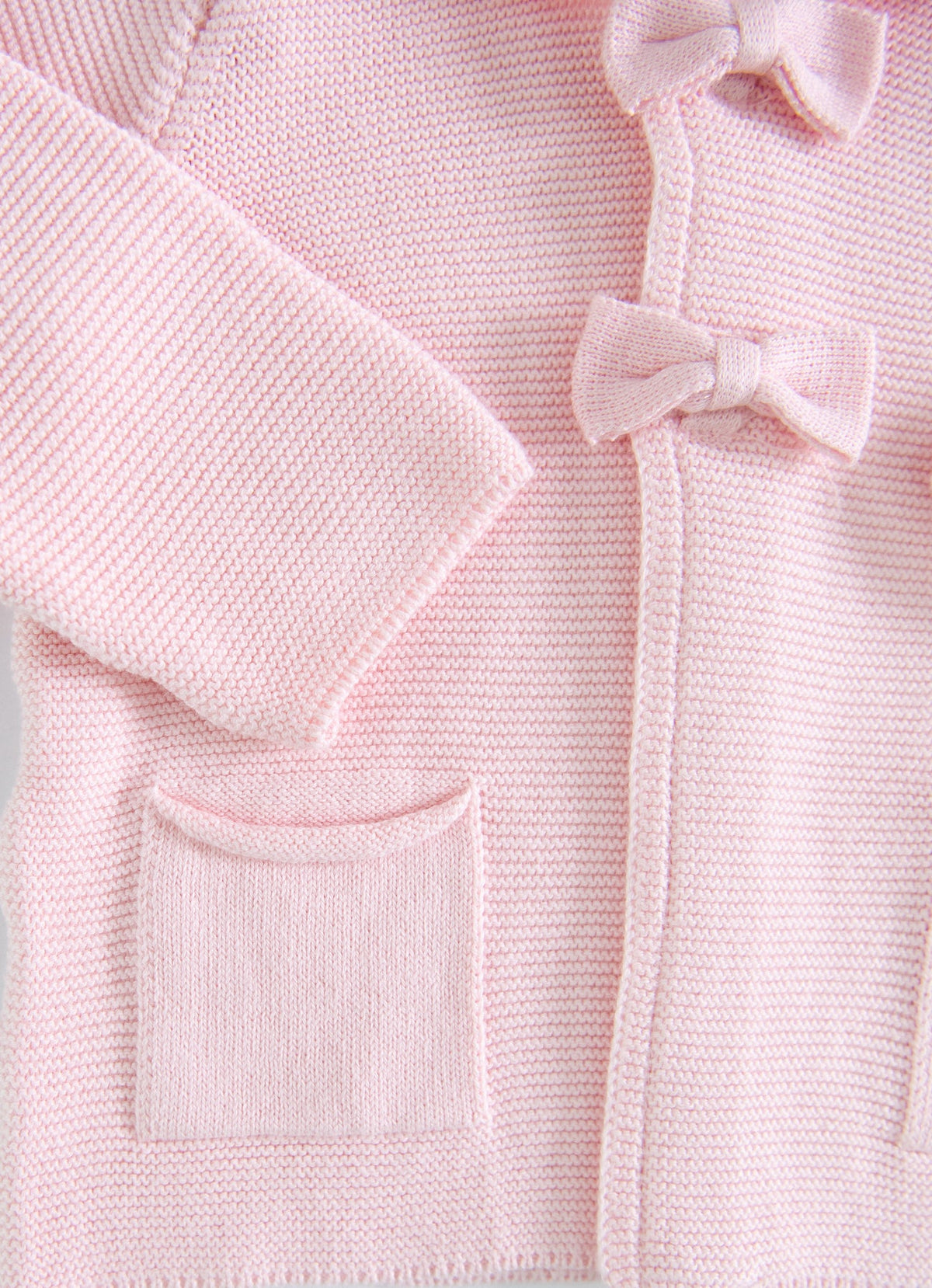 オーガニック　リボン付きニットフードジャケット－ knitted Girl Jacket with ribbons