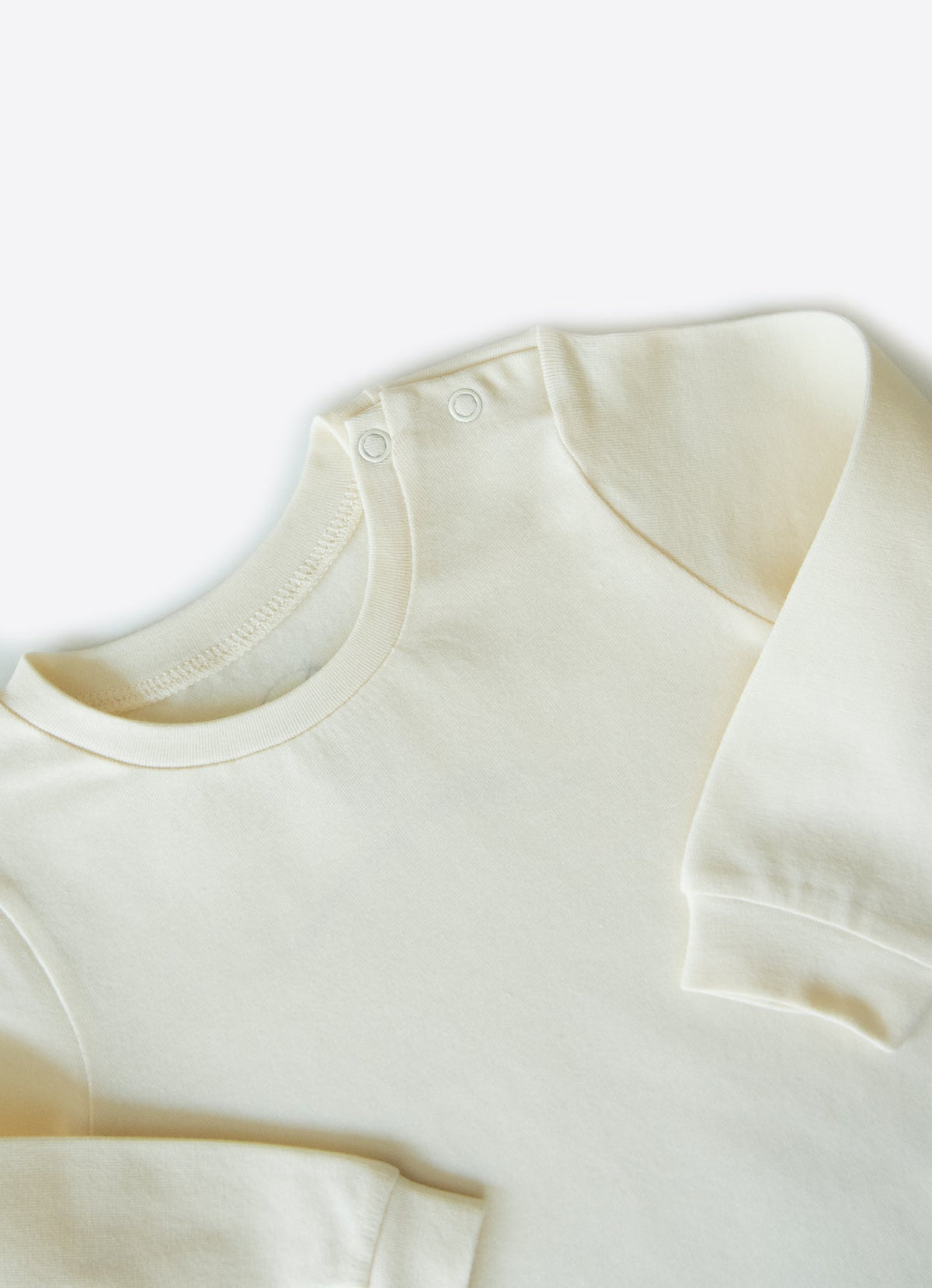 ベビー シンプル長袖Tシャツ　ロングシャツ